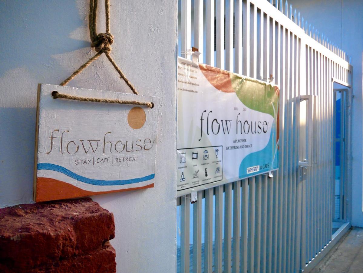 רישיקש Flow House מראה חיצוני תמונה